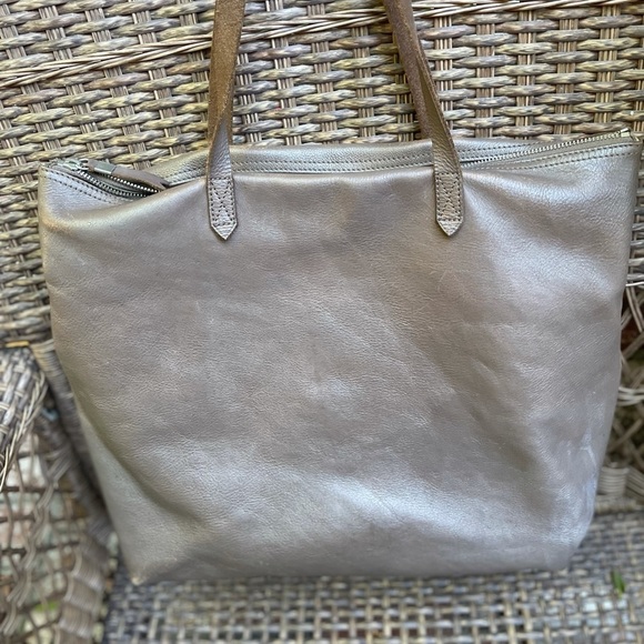 Madewell The Transport Satchel with Pockets in Castle Rock - Picture 6 of 9